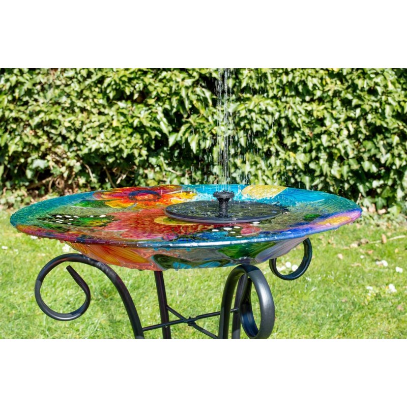 Flydende solcelle springvand