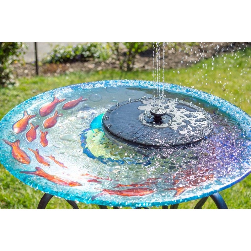 Schwimmender Solarspringbrunnen mit Akku und Licht