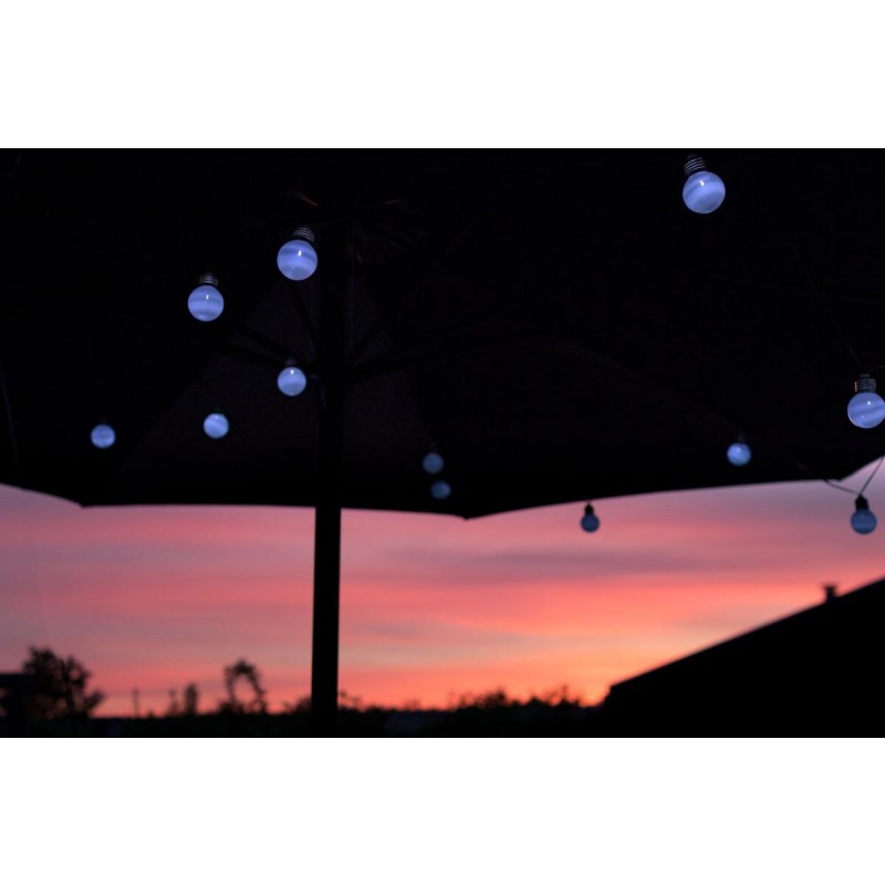 ELAN Solar Party Lichterkette mit 20 Glühbirnen in Kaltweiß
