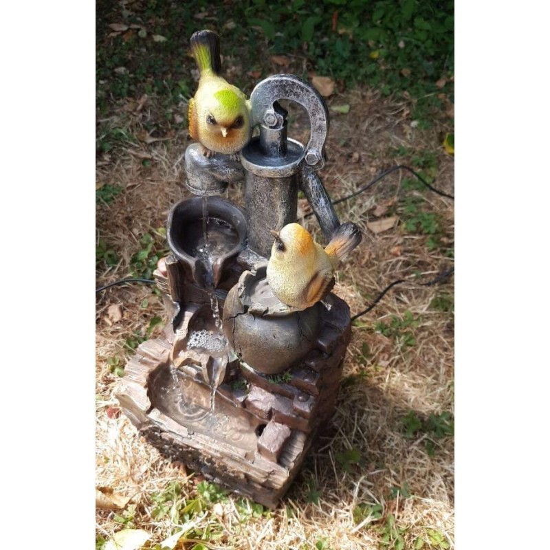 Solarbrunnen "Vögel auf Wasserpumpe" mit eingebautem Akku